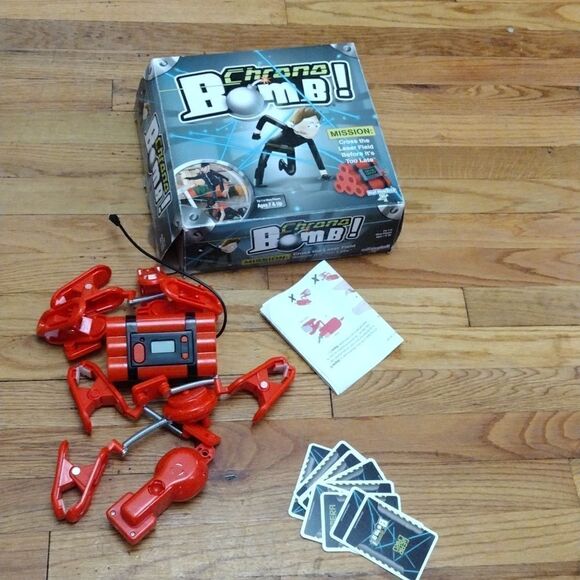 💙2/$20💙 Chrono Bomb Game - Picture 1 of 3